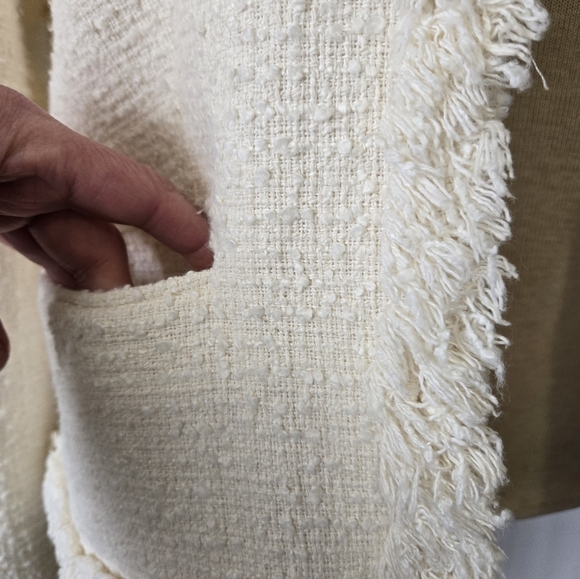 L.K BENNETT LONDON Cream Cottton Tweed Cropped Open Front Jacket With Fringe. 8 - Picture 4 of 16